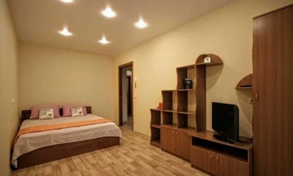 Дава се под наем Едностаен апартамент в Пловдив, Изгрев - 40 кв.м за 158.1 € - Снимка #1