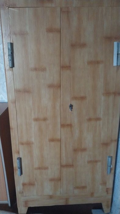 Продам  сейф двухдверный