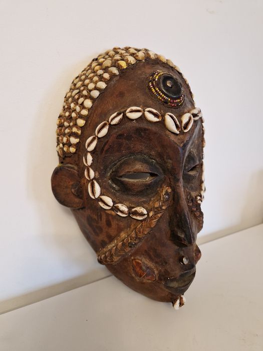 Obiect african masca de ceremonie