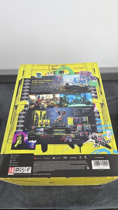Joc Cyberpunk 2077 Collector's Edition Xbox One Sigilat