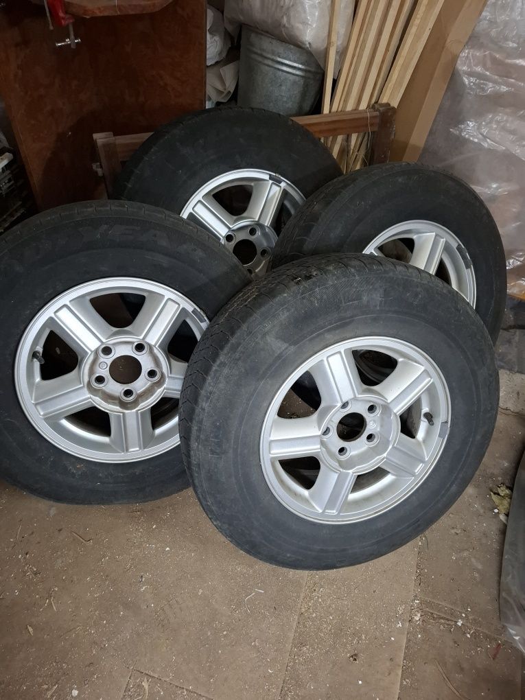 4 бр. Алуминиеви джанти 15'' + гуми GoodYear Wrangler HP 225/70 R15