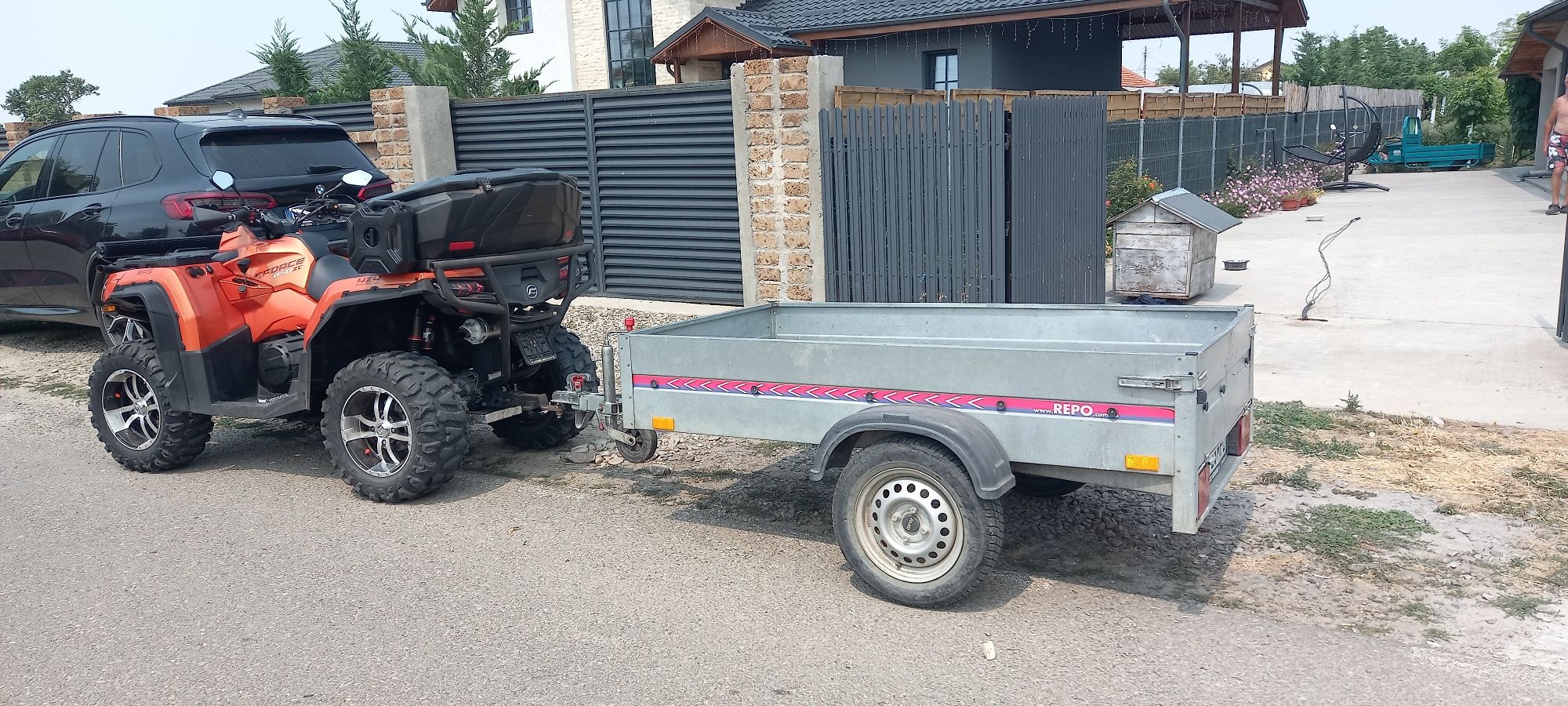 Remorca 750 kg itp și asigurare