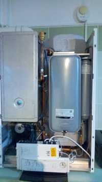 Centrala termica Buderus Logamax 28T60 cu boiler in functiune