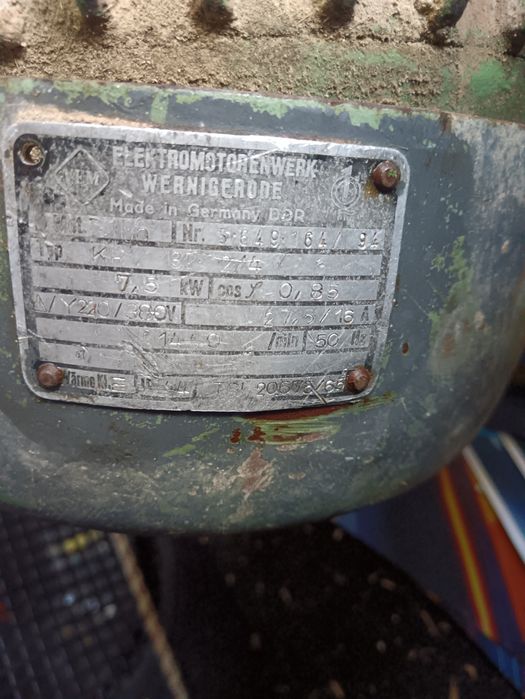 Трифазен Ел мотор