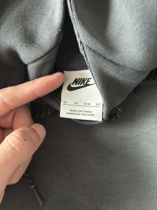 Nike tech fleece размер XS