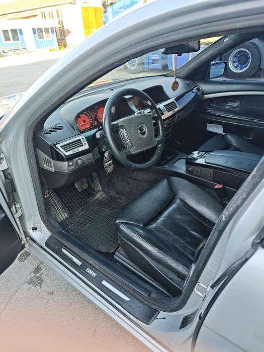 Bmw 730i 2003 231