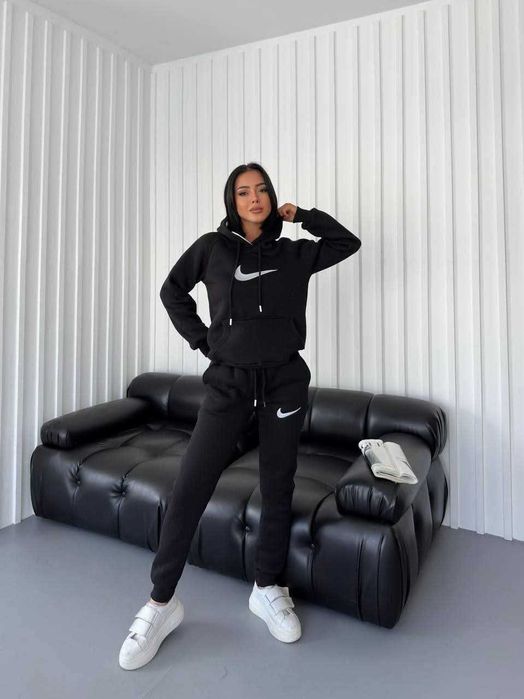 Дамски екипи различни размери