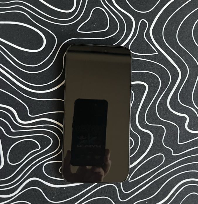 iPhone 15 Pro Max 256GB – като нов с подарък калъф!