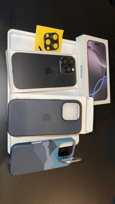Iphone 16 pro black titanium 256gb Garantie pana in Februarie 2026