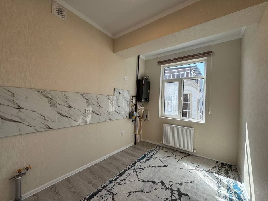 3 xonali kvartira sotiladi