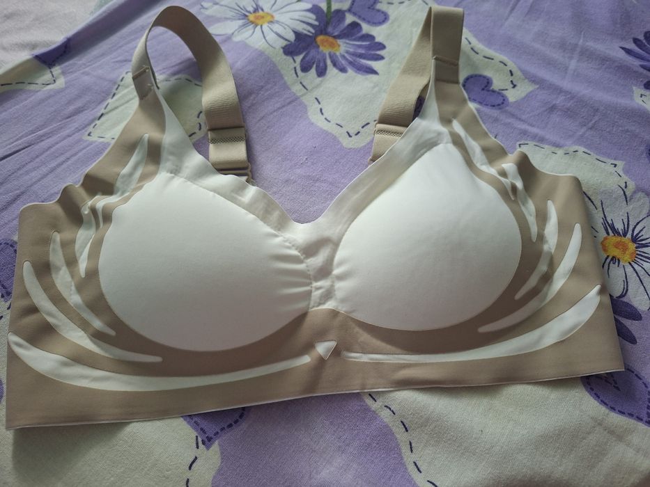 Vând Sutien Damă fără Sârmă Nou Mărimea XL