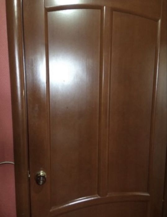 СРОЧНО продам деревянный дверь
