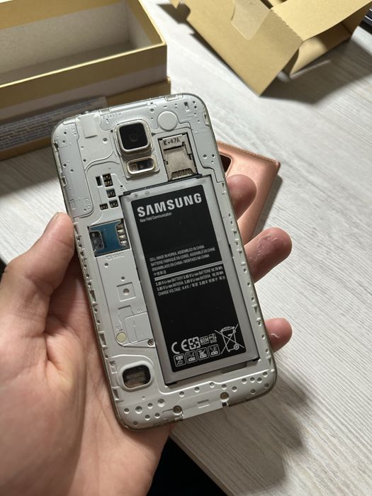 Samsung Galaxy S5 Duos (на запчасти)