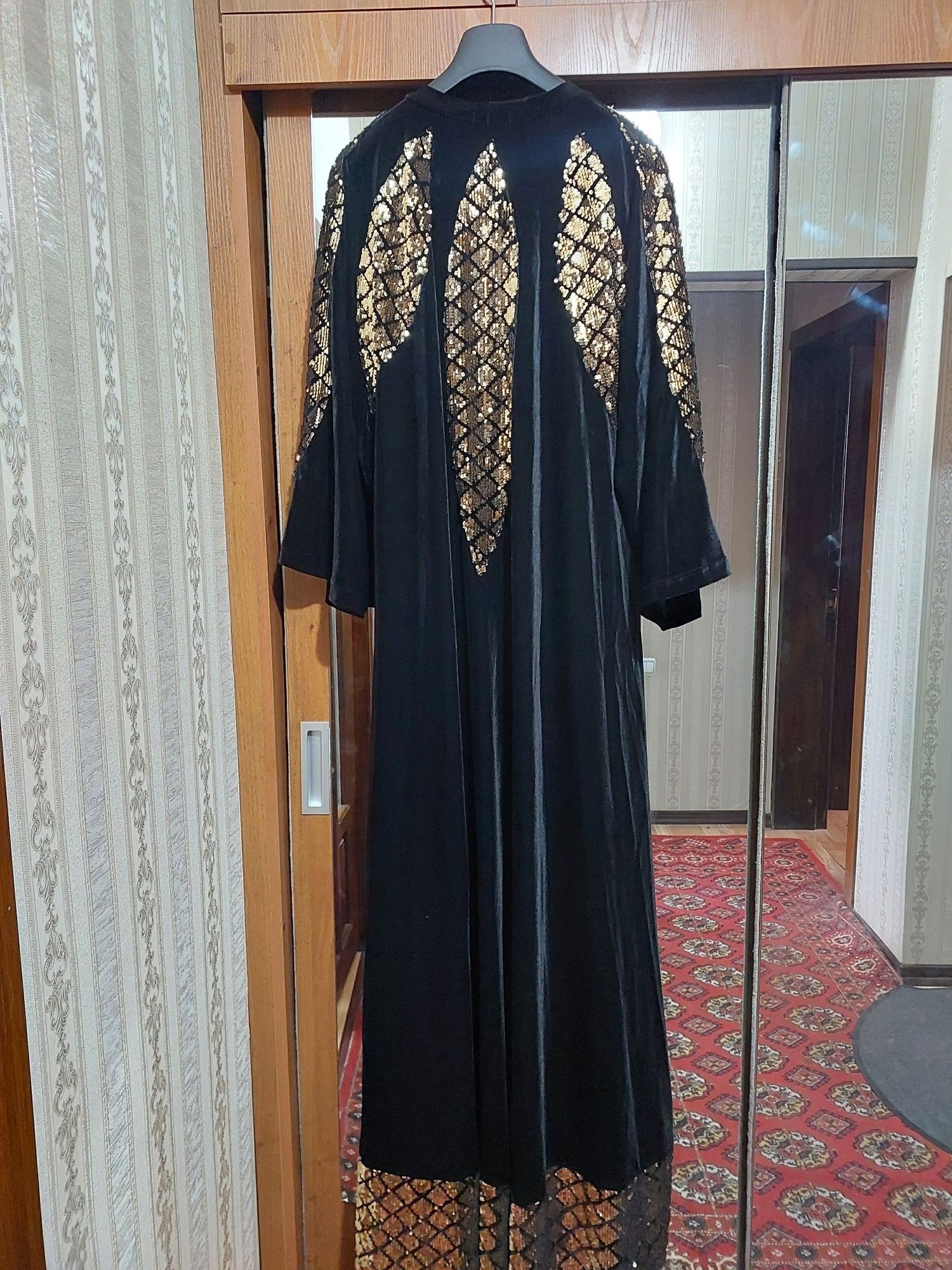 Dubay.   Abayasi