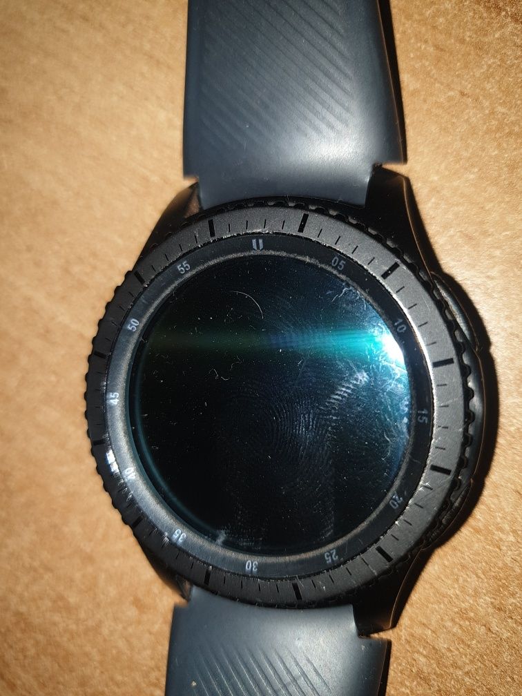 Смарт часовник Samsung galaxy S3 Frontier