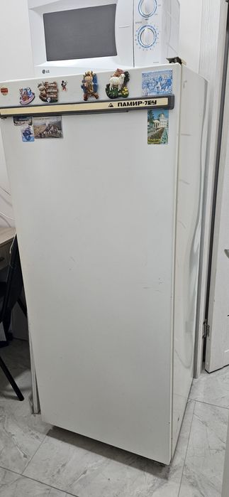Продам холодильник