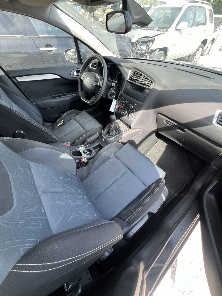 Citroen C4 1.6 HDi 2013г на части