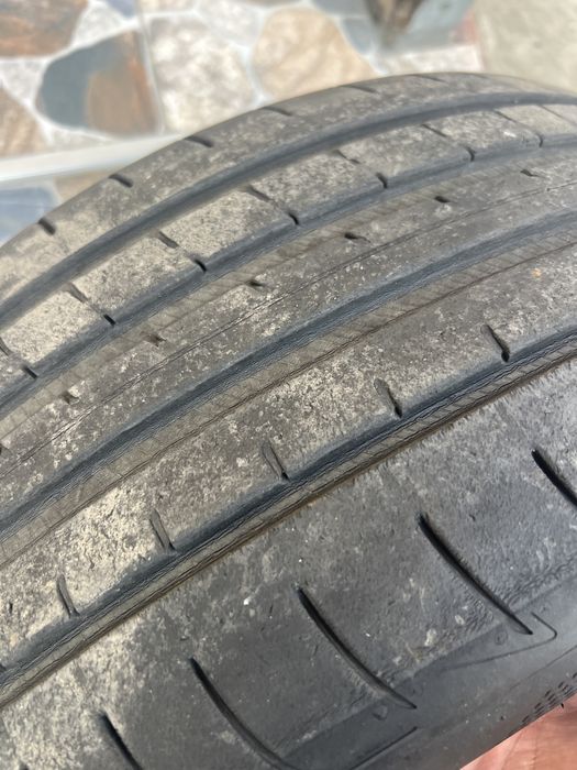 Vand 2 anvelope 225/45/19 goodyear profil 6+