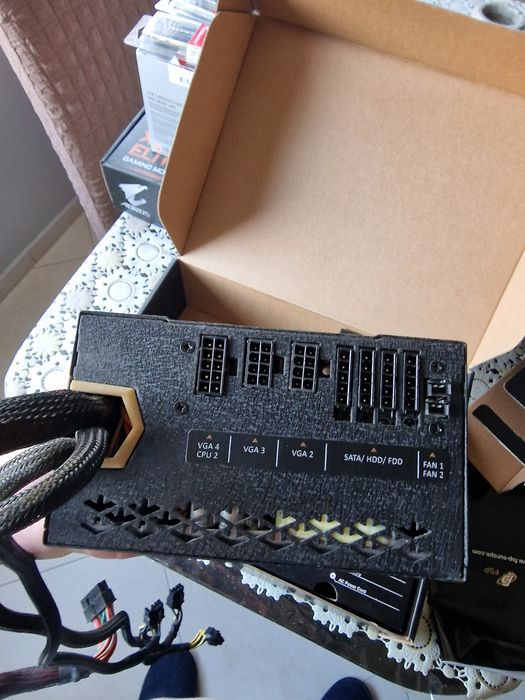 Захранване FSP Aurum PRO 1200W 80+ gold