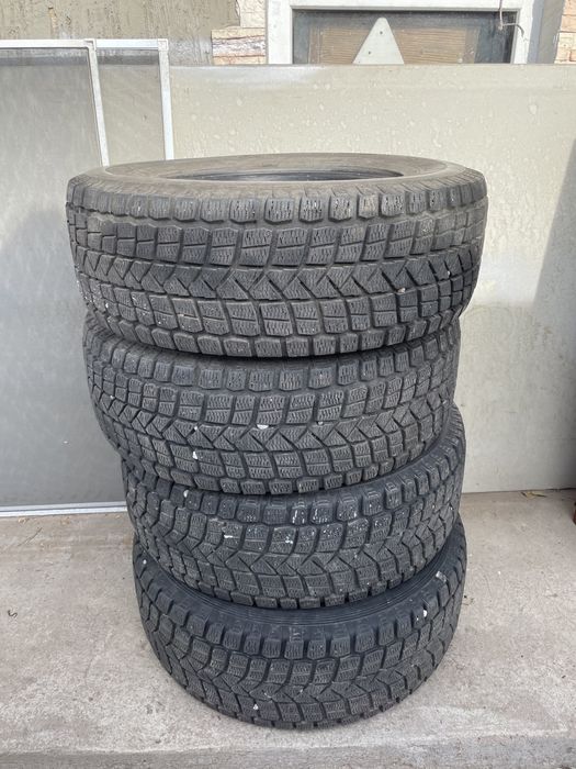 Maxxis presa suv Ice 265/65R17