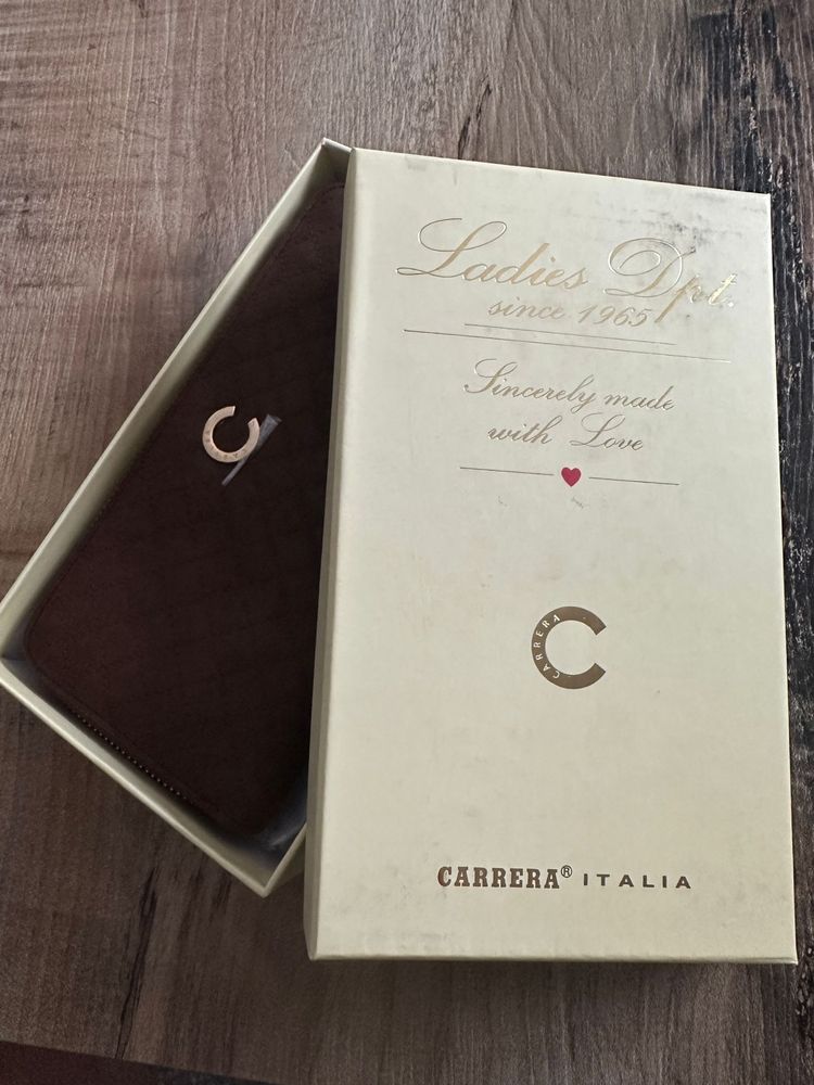 Vand portofel din piele ecologica nou in cutie, Carrera Italia