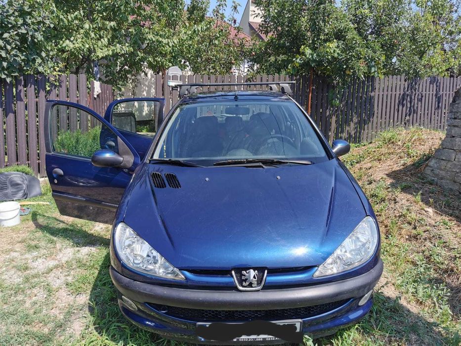 Vând Peugeot 206