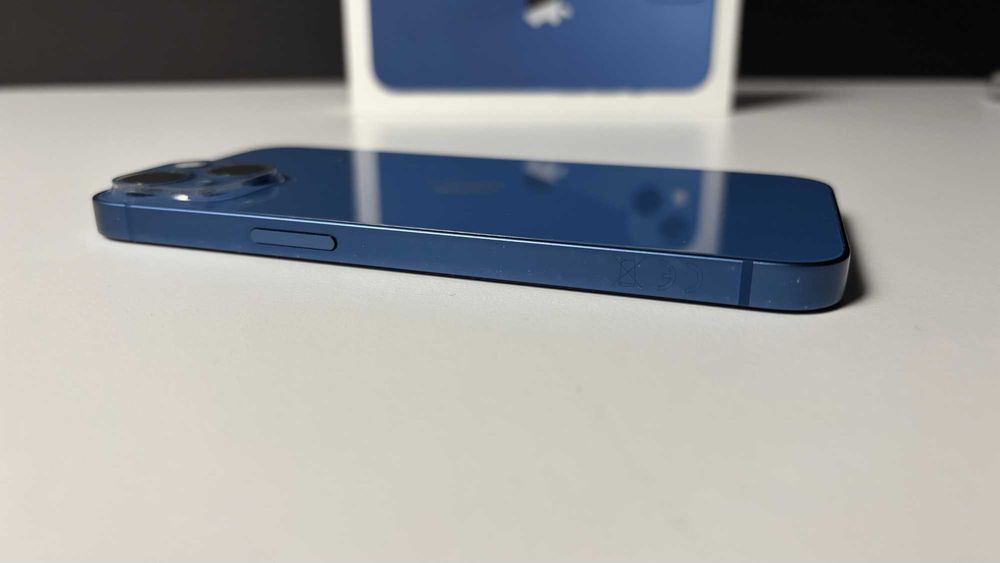 iPhone 13 Blue 128 Gb 5G stare buna la cutie