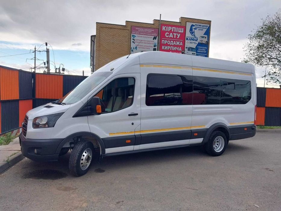 Аренда автобуса и пассажирские перевозки Ford Tranzit