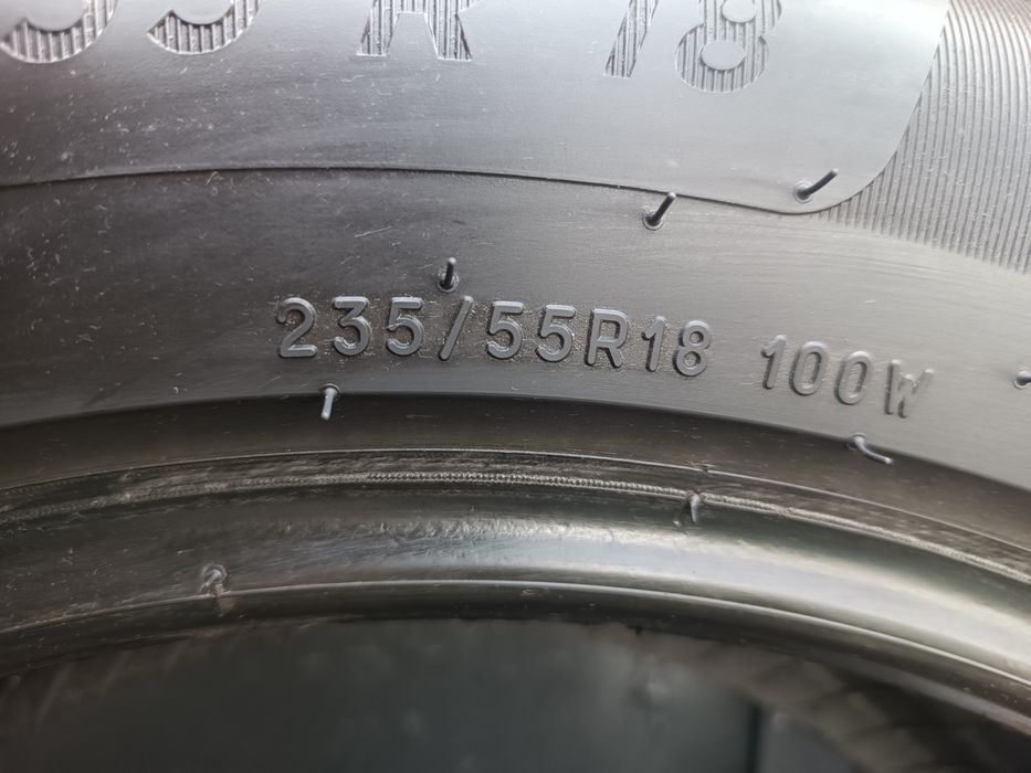 235/55/18 Michelin