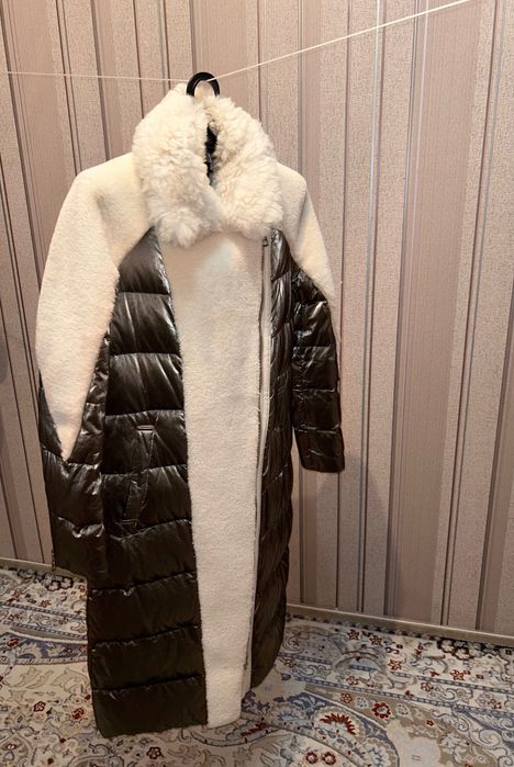 Зимний пуховик, мех натуралка,