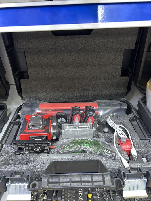 Лазерный уровень 4D