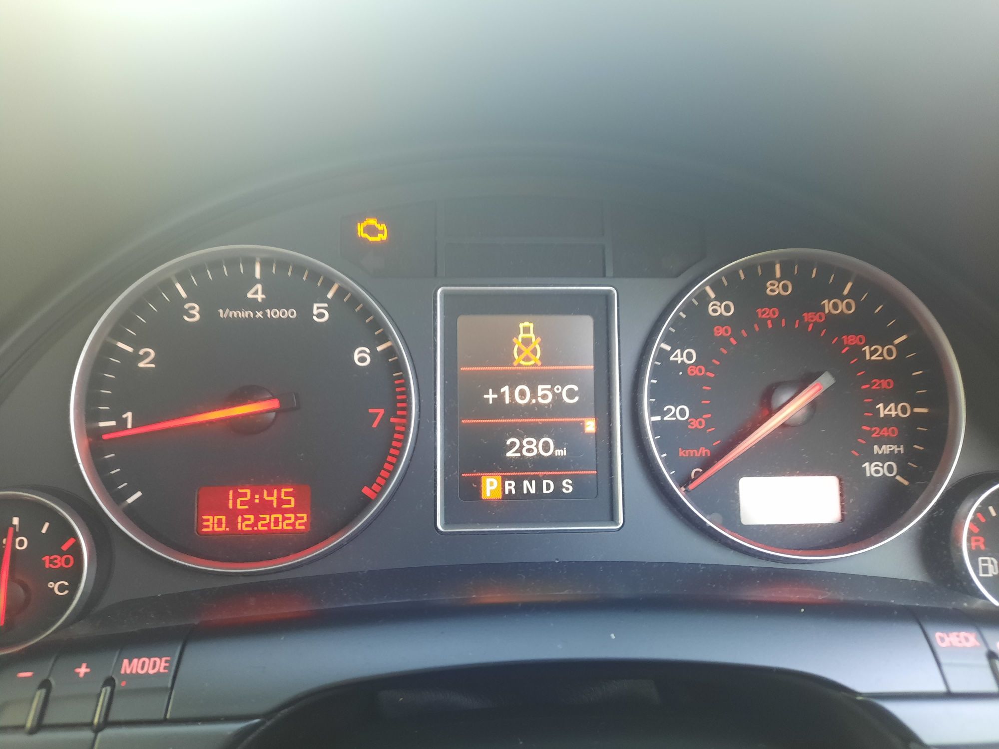 Vand cutie viteze automată audi A4  2.0 benzină 150 cp cod GHU