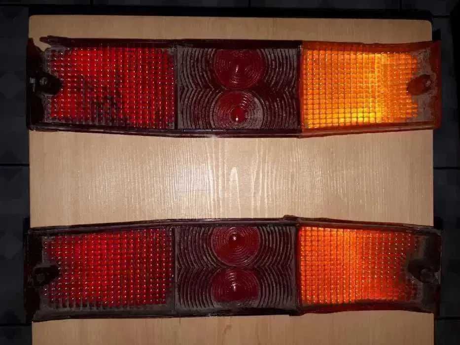 Camion Roman - capace pentru lampi de semnalizare