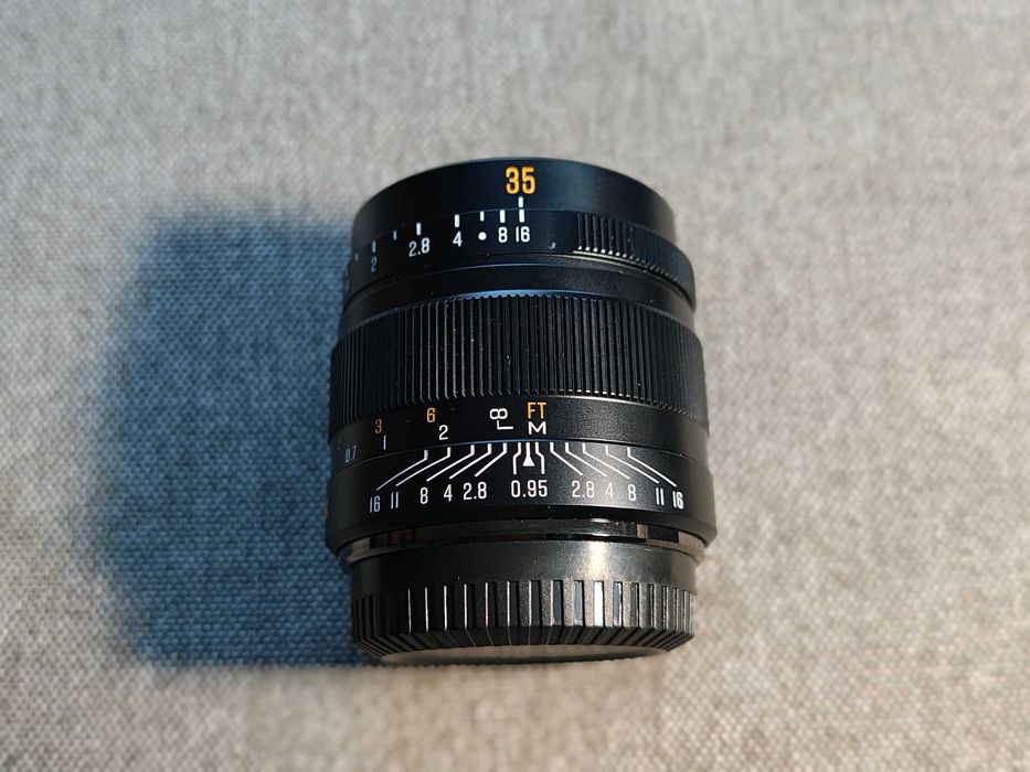 Brightin Star 35mm F0.95 APS-C Manual Focus Lens for Fujifilm X