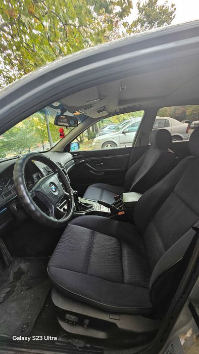 Bmw 520i повреден