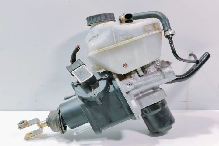 Pompa Servofrana  Pompa frana centrala A0004300312 Mercedes-Benz E-Cl