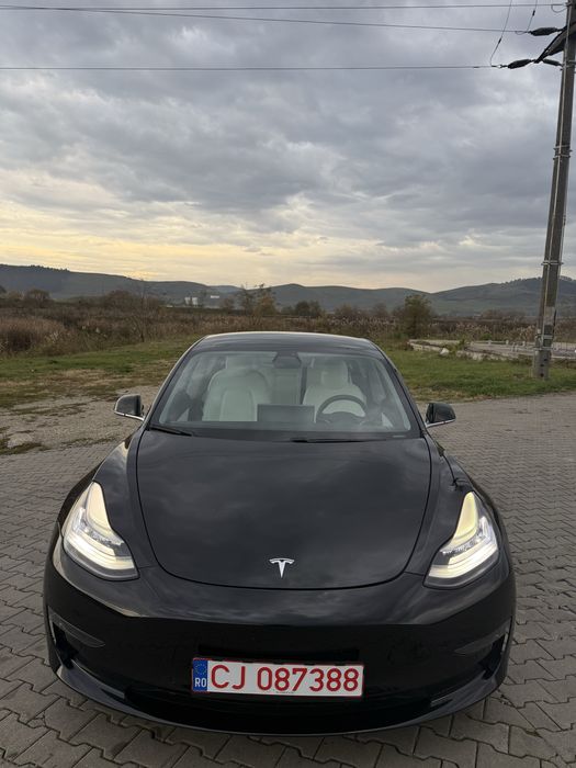 Tesla Model 3 Dual Motor Performance AWD 2019