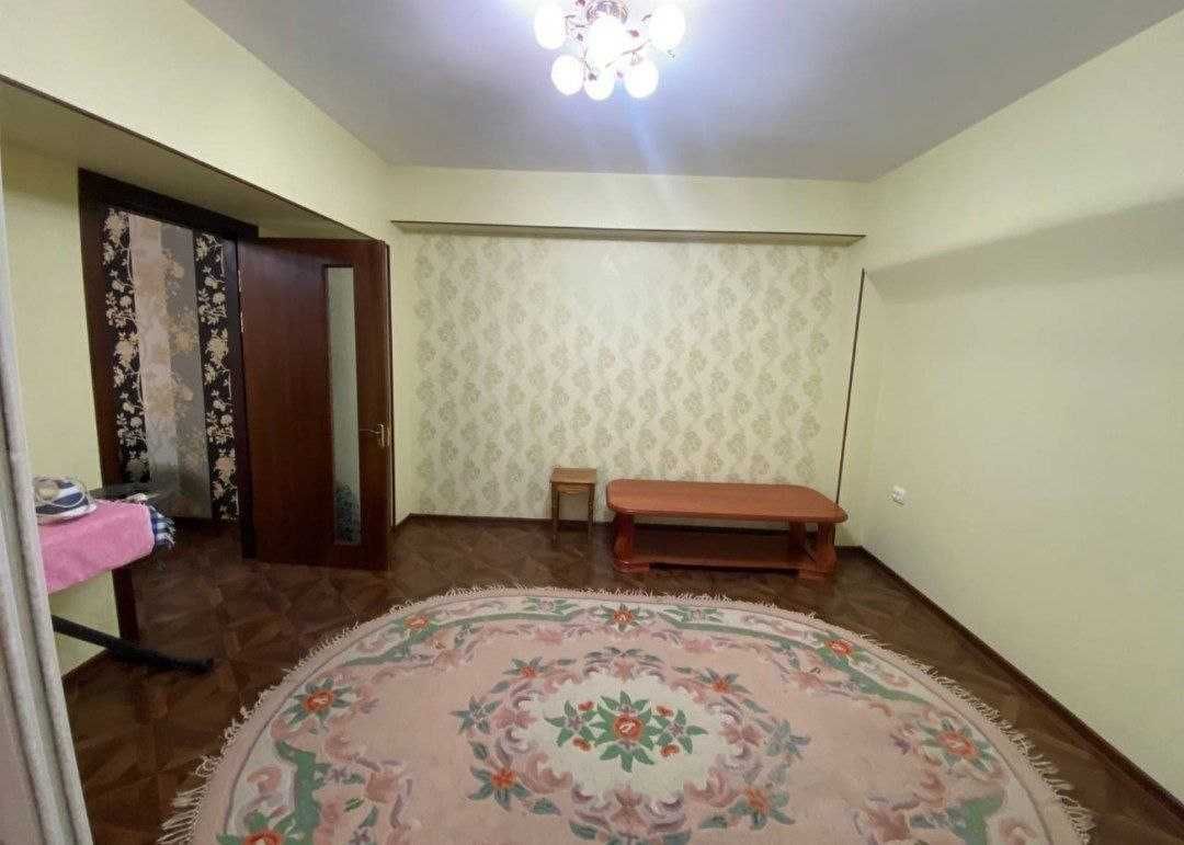 ПРОДАЕТСЯ 3/3/7
на: ЦУМ ул. Шароф Рашидоа