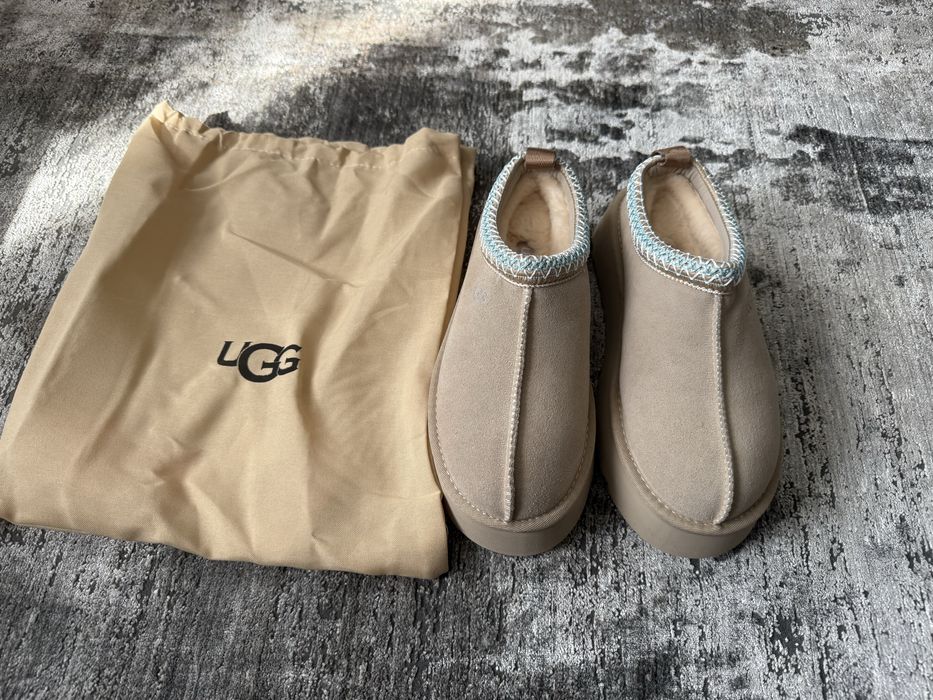 UGG оригинални 38 номер tazz