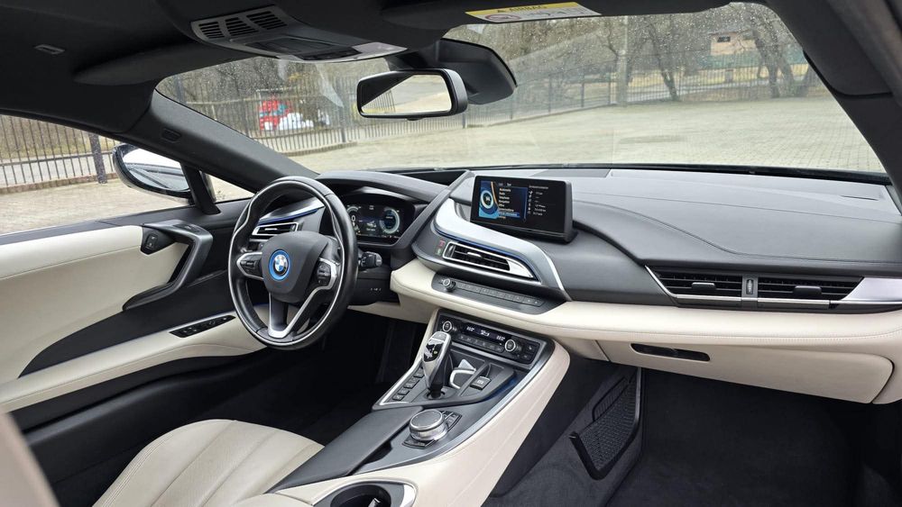 BMW i8 Coupé xDrive 2019