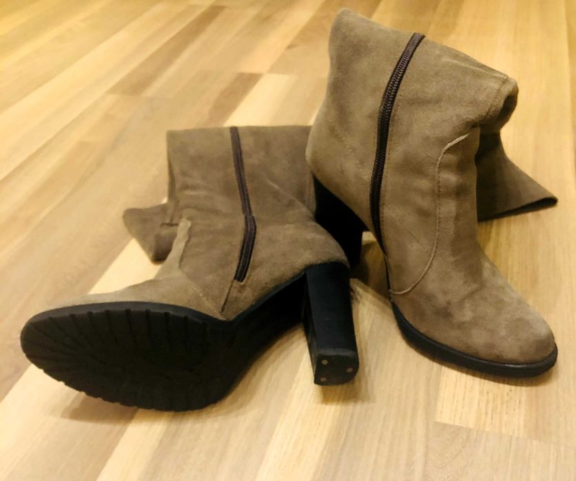 Дамски ботуши – естествен велур, кафяв цвят, 36 номер