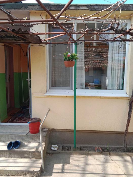 Продава се Къща в с. Зимница, Област Стара Загора - 1 кв.м за 40800 €/кв.м - Снимка #11