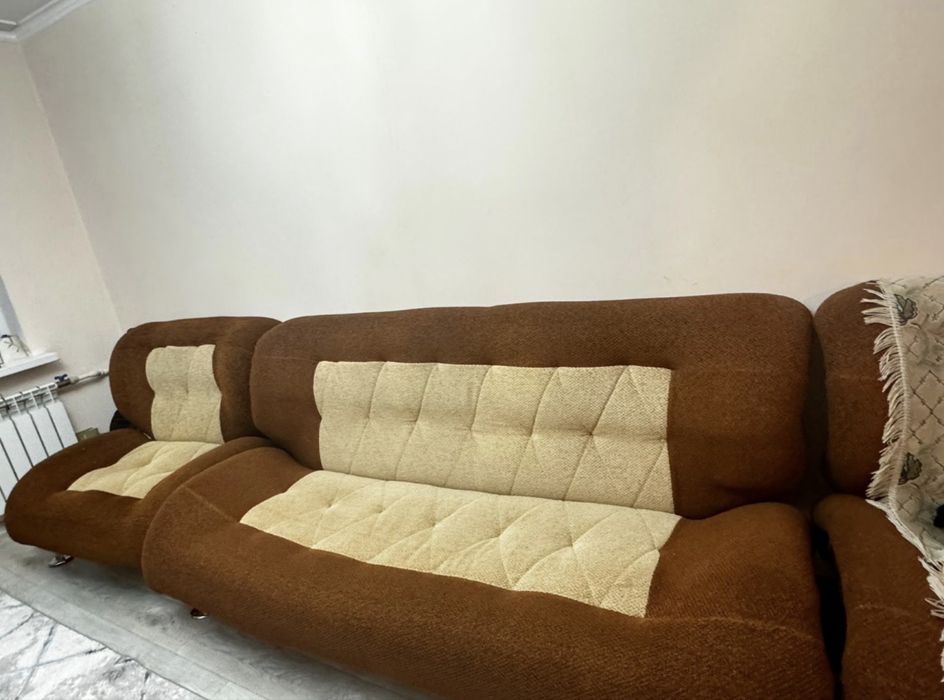 диван и два кресла