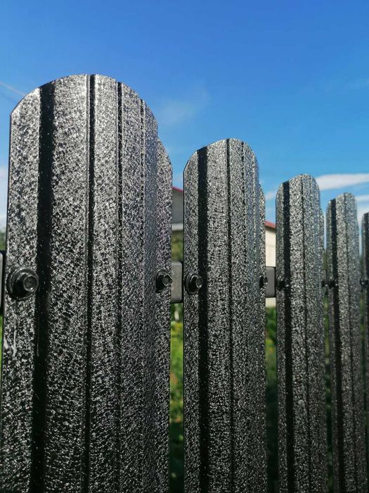 Panou sipca metalica 0.60 mm / panou poarta tip jaluzea 0.60 mm