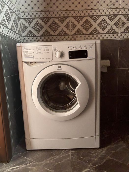 Продам стиральную машину