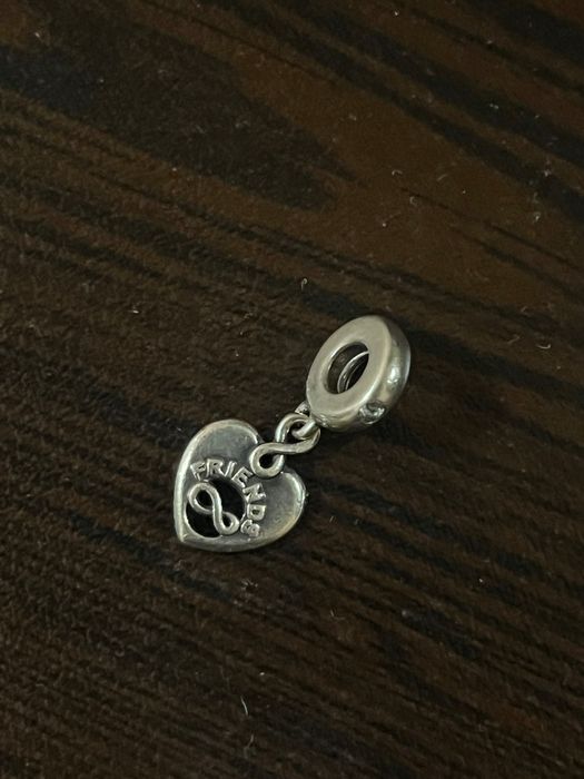 Pandora талисмани