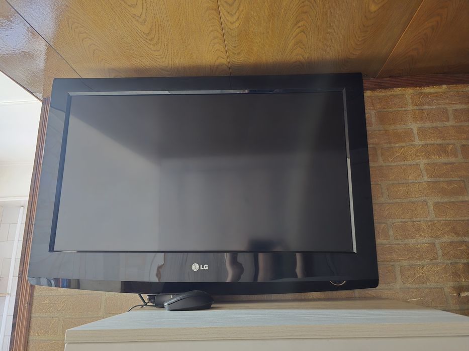 Телевизор 32 дюйма