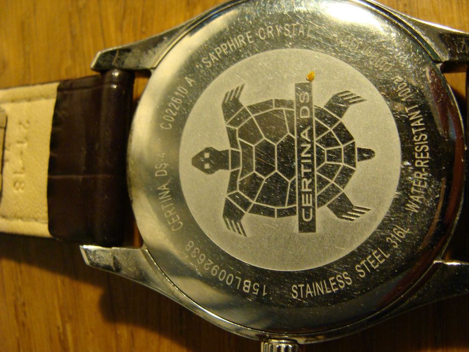 Ceas elvetian CERTINA, de la sigur