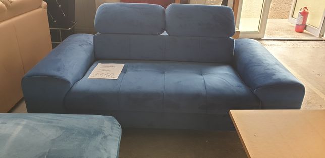 Canapea din catifea