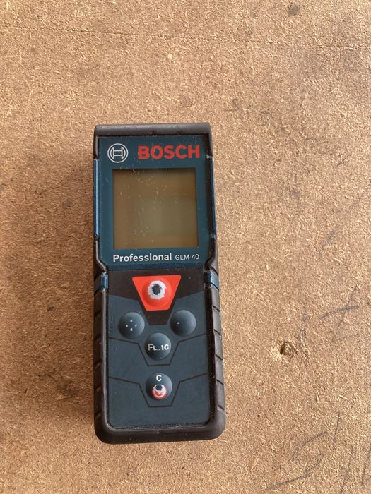 Telemetru Bosch Professsional Glm 40